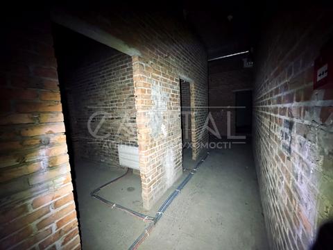 комерційна за адресою Київ, Саперне Поле вул., 3