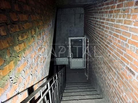 комерційна за адресою Київ, Саперне Поле вул., 3