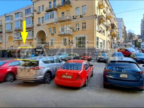 комерційна за адресою Лютеранська вул., 21