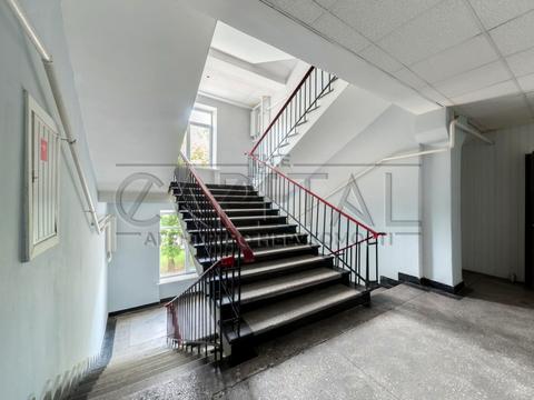 комерційна за адресою Євгена Коновальця вул. (Щорса), 31