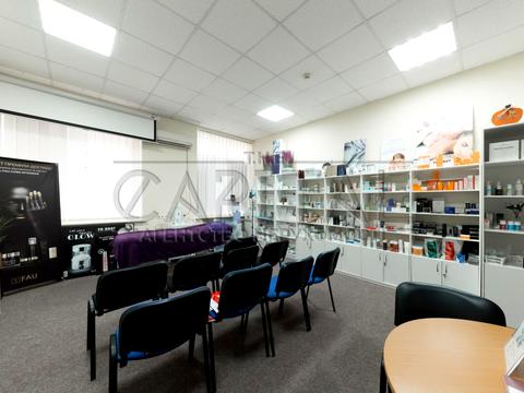 комерційна за адресою Євгена Коновальця вул. (Щорса), 31