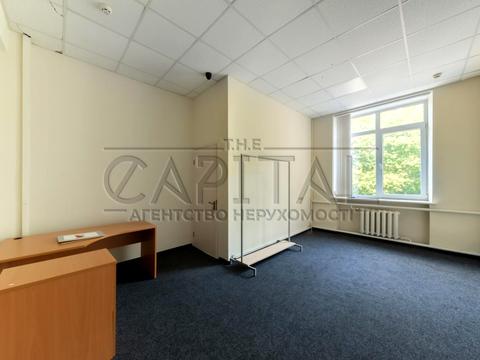 комерційна за адресою Євгена Коновальця вул. (Щорса), 31