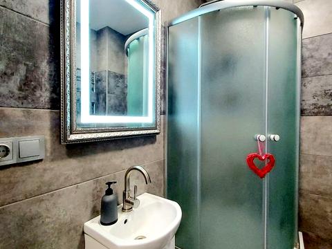 квартира за адресою Конторська вул. (Червоножовтнева), 10