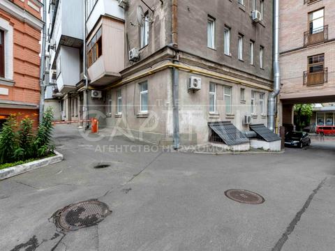 комерційна за адресою Олеся Гончара вул., 67