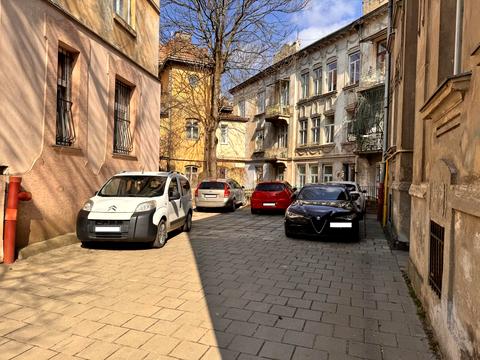 квартира за адресою Івана Котляревського вул., 20