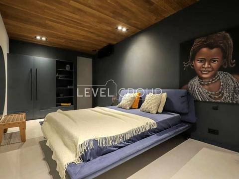 дом по адресу Горіхова