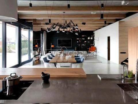 дом по адресу Горіхова