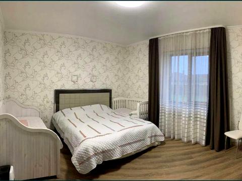 дом по адресу Центральна