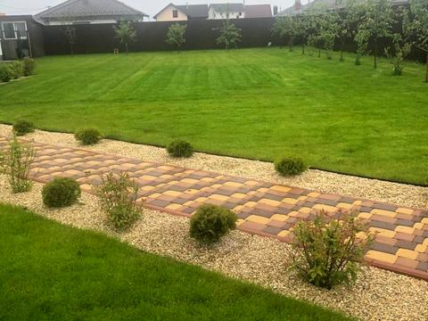 дом по адресу Центральна