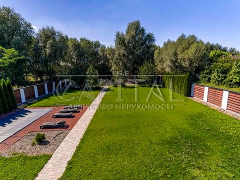 будинок за адресою Щаслива, 13