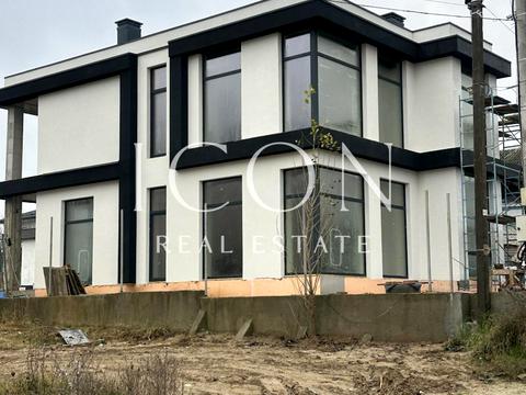 будинок за адресою Квітнева вул.