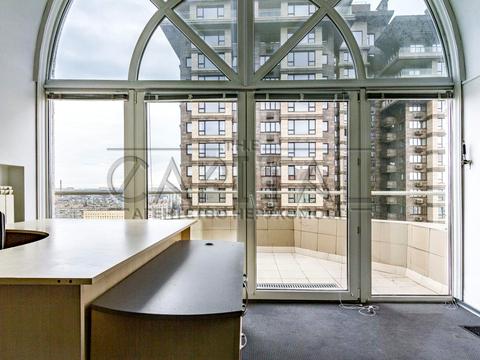 комерційна за адресою Левка Лук'яненка вул. (Маршала Тимошенка), 29