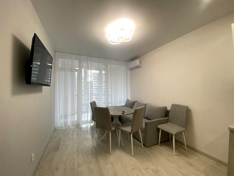 квартира за адресою Олександра Олеся вул., 10