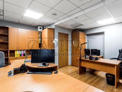 комерційна за адресою Воздвиженська вул., 43