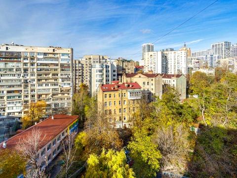 квартира за адресою Богдана Хмельницького вул., 82