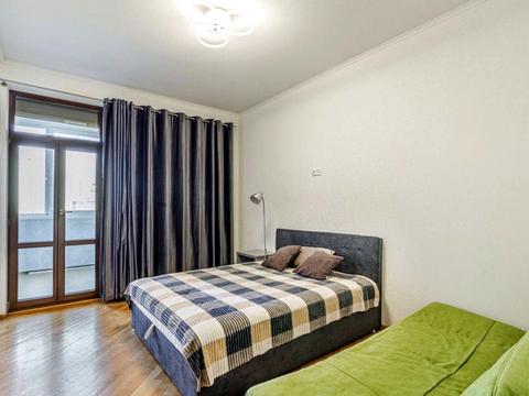 квартира за адресою Богдана Хмельницького вул., 82