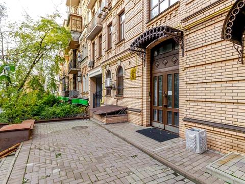 квартира за адресою Богдана Хмельницького вул., 82