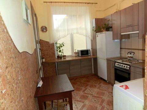 квартира за адресою Шептицьких вул., 16а