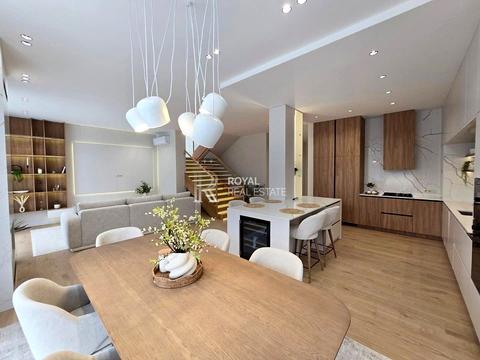 будинок за адресою Квітнева вул.