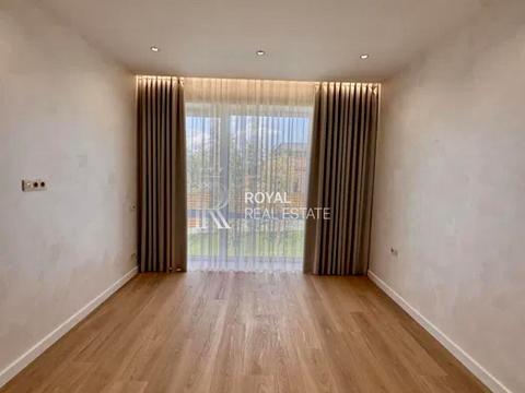 будинок за адресою Квітнева вул.