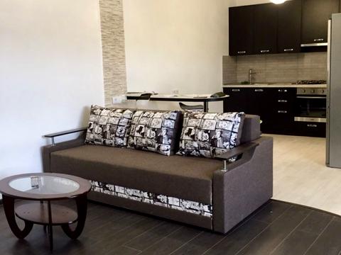 квартира за адресою Степова вул., 33