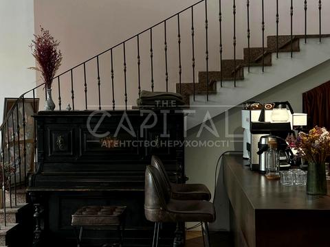 комерційна за адресою Жилянська вул., 59