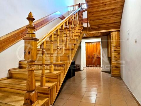 коммерческая по адресу Центральная ул. (Чапаєва), 2