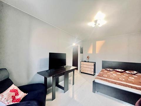 квартира по адресу Александра Махова ул. (Желудева), 8-А