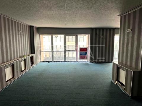 комерційна за адресою Миколи Руденка бульв. (Кольцова), 14-К