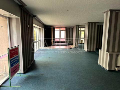 комерційна за адресою Миколи Руденка бульв. (Кольцова), 14-К