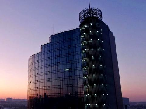 комерційна за адресою Степана Бандери просп. (Московський), 9Б