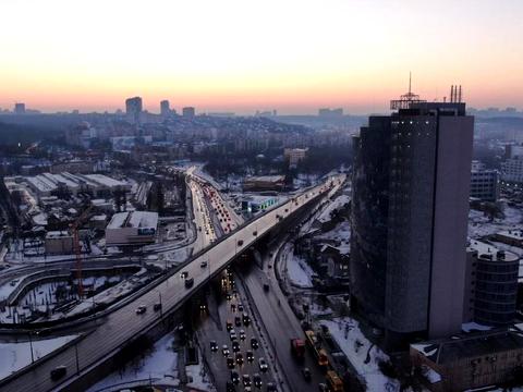 комерційна за адресою Степана Бандери просп. (Московський), 9Б