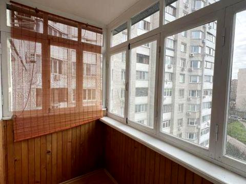 квартира за адресою Академіка Єфремова вул. (Командарма Уборевича), 19