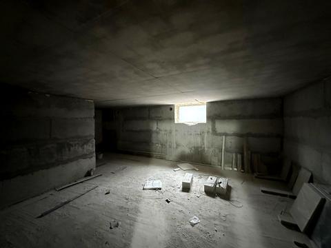 комерційна за адресою Лугова, 6