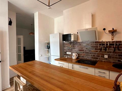 квартира за адресою Андрія Верхогляда вул. (Михайла Драгомирова), 2-А