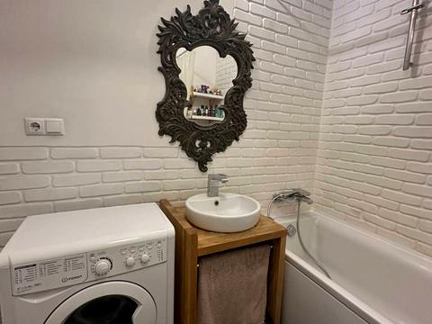 квартира за адресою Андрія Верхогляда вул. (Михайла Драгомирова), 2-А