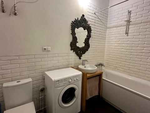 квартира за адресою Андрія Верхогляда вул. (Михайла Драгомирова), 2-А