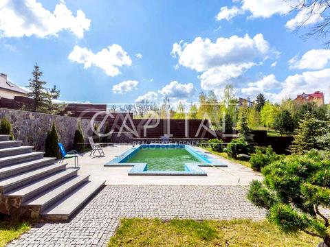 будинок за адресою с. Лісники, Лісники