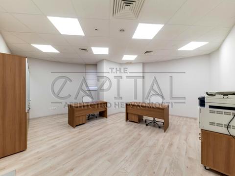 комерційна за адресою Січових Стрільців вул. (Артема), 17