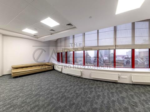 комерційна за адресою Січових Стрільців вул. (Артема), 17