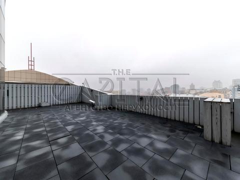 комерційна за адресою Січових Стрільців вул. (Артема), 17