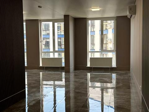 комерційна за адресою Центральна вул., 21