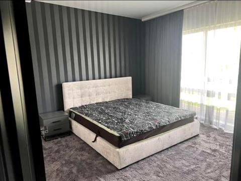 будинок за адресою с. Бірки, Зоряна