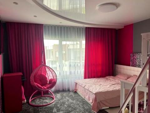 будинок за адресою с. Бірки, Зоряна