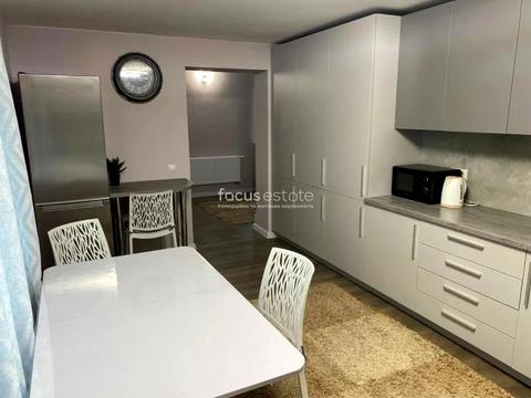 будинок за адресою Центральна вул.