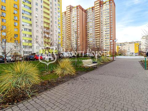 квартира за адресою Доківська вул., 10