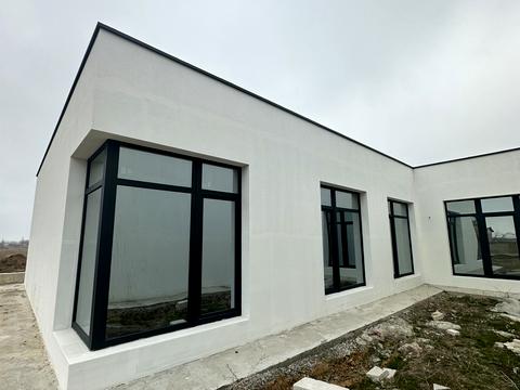 будинок за адресою с. Августівка, Шкільна, 10