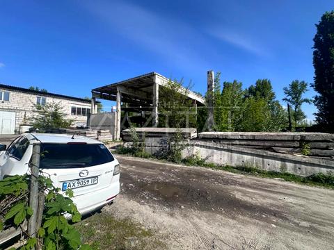 коммерческая по адресу Любомирська ул., 12