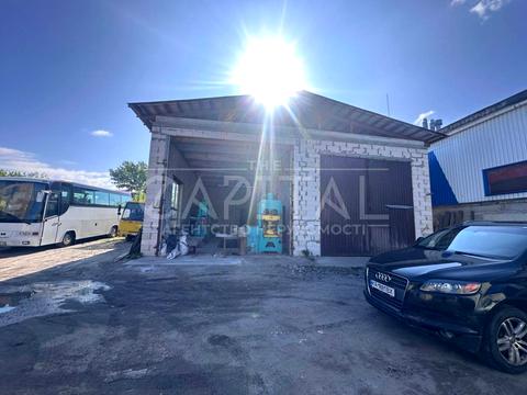 коммерческая по адресу Любомирська ул., 12