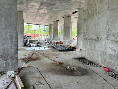 комерційна за адресою Центральна вул., 11